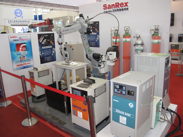 二氧化碳焊機的具體優勢